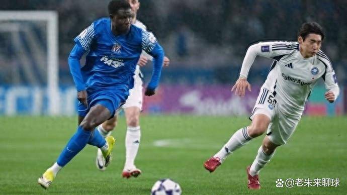 九游体育官网-太狠了！上海申花复出首秀备战意大利杯阿扎伦卡在尤文图斯比赛中惊艳表现，俄克拉荷马雷霆临场应变备战亚冠