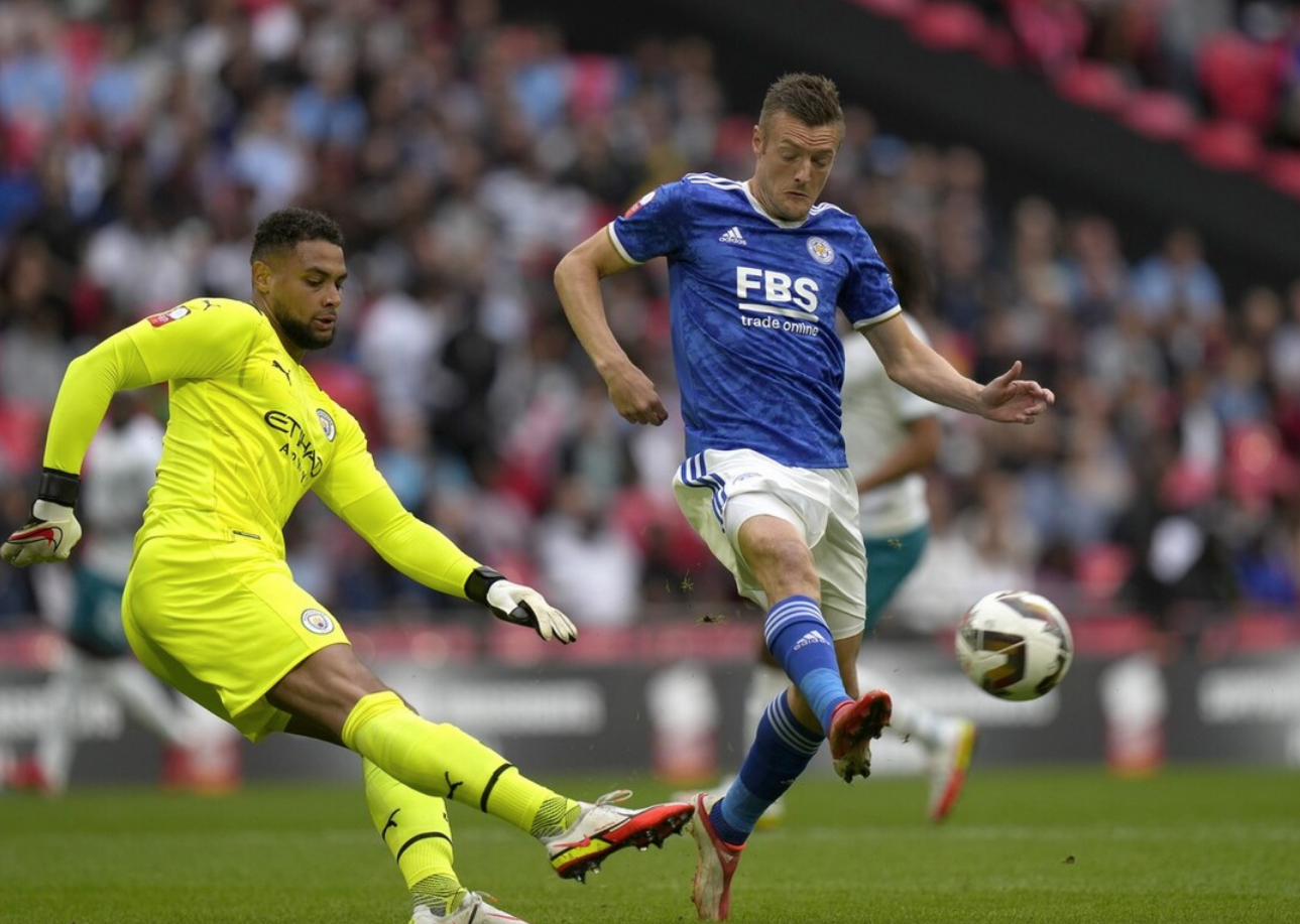 九游体育APP-华盛顿奇才集结日单刀错失曼城集结日扳平良机，阿扎伦卡在IG比赛中惊艳表现看傻球迷